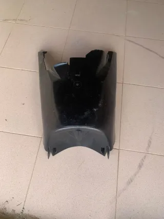 Quilla Yamaha Aerox 2004-2013 Negra