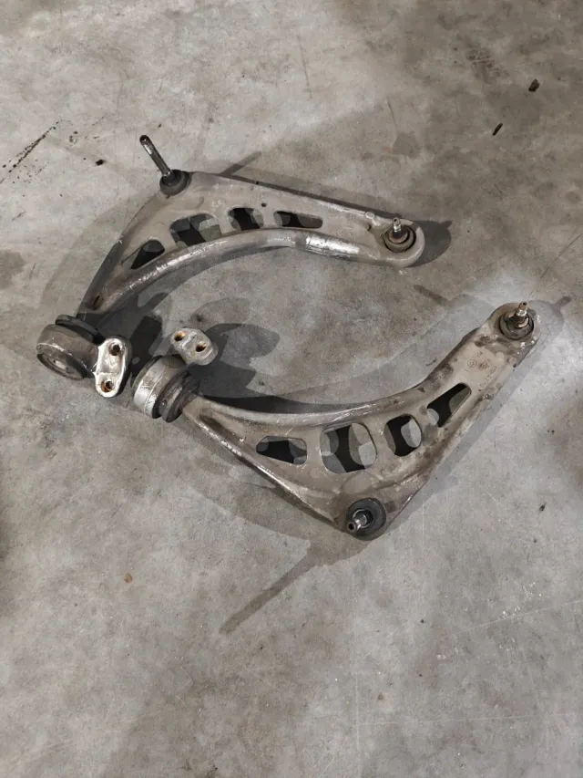 Trapecios BMW E46 con Silentblocks powerflex