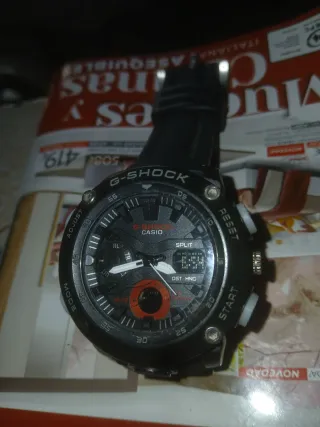Reloj Casio G-Shock Negro y Rojo