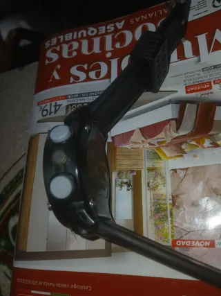 Reloj Casio G-Shock Negro y Rojo