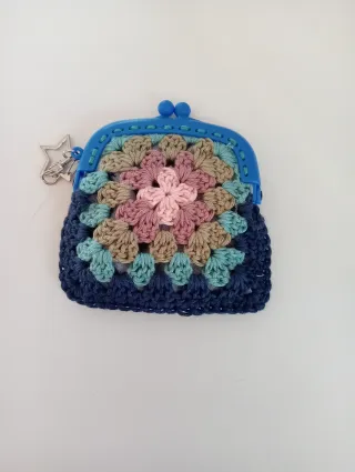 Monedero Crochet Granny Square Hecho a Mano