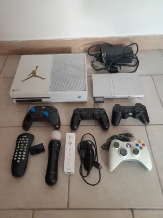 Playstation & Xbox console + Joystick *Ricambi*