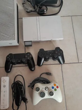 Playstation & Xbox console + Joystick *Ricambi*