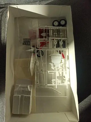 Hasegawa Advan Lancer Evolution VI Kit