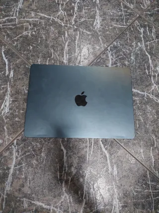 Macbook Air M2 (para recambios)