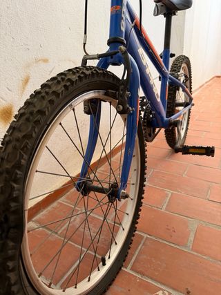 Bicicleta infantil B-PRO azul
