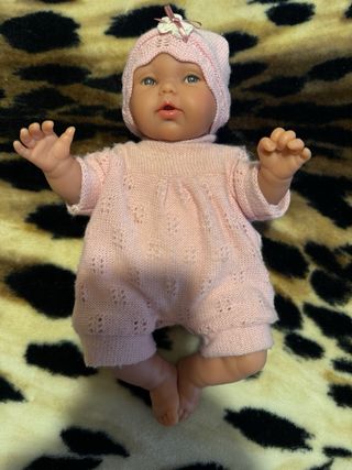 Muñequita con cuña y armario Antonio Juan