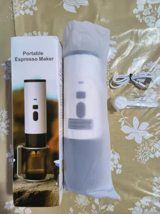 Cafetera portátil 3 en 1 recargable