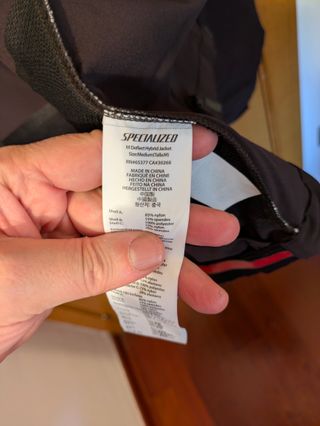 NUEVA Chaqueta SPECIALIZED DEFLECT HYBRID