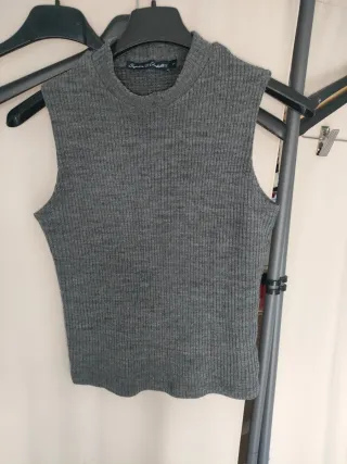 Gilet grigio a coste