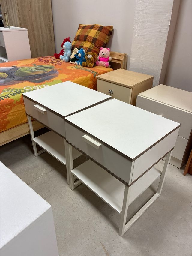 Mesitas de noche madera y metal