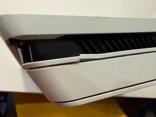 PS4 (PlayStation 4) Blanca + Mandos