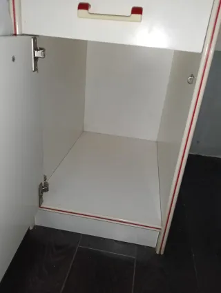 Mesa Escritorio blanco y rojo juvenil