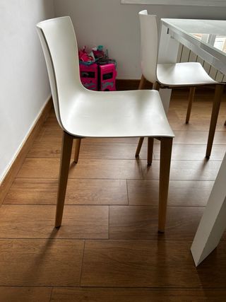 Lote 4 sillas comedor blancas alta calidad