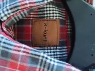 Camicia a quadri rossa
