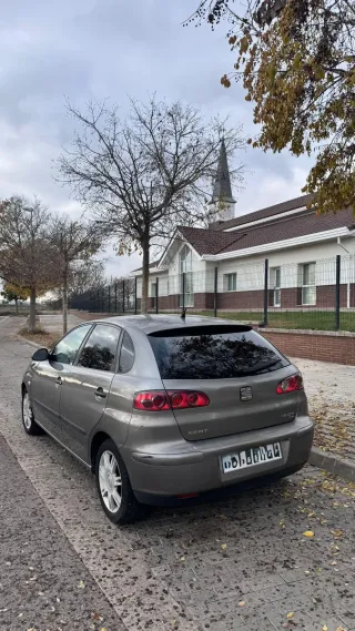 SEAT Ibiza 2004