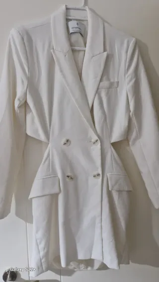 Vestido blazer blanco