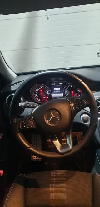 Mercedes-Benz gla180 2017