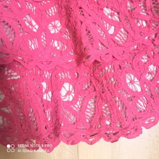 Vestido fiesta Derhy fucsia. LEER