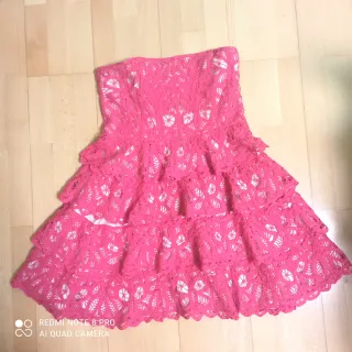 Vestido fiesta Derhy fucsia. LEER