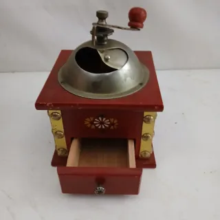 Molinillo de café vintage de madera