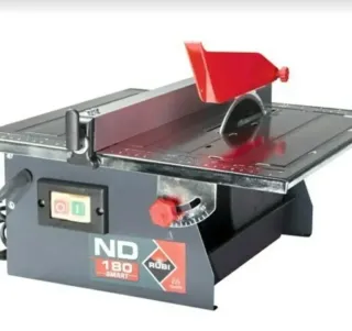 Cortador de azulejos en alquiler