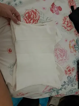 2 Corsets Talla M Beige y Rosa