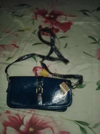 Bolso azul nuevo