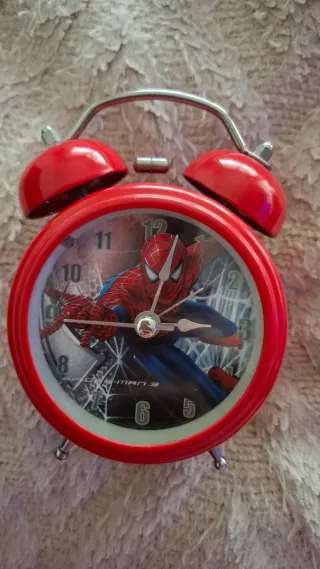 Reloj Despertador Spiderman con despertador y luz
