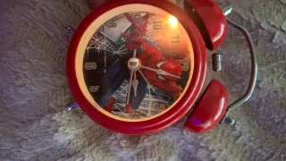 Reloj Despertador Spiderman con despertador y luz