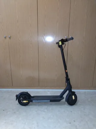 Xiaomi Mi Electric Scooter