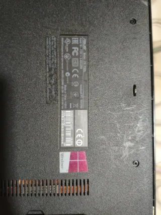 Portátil Asus i5 Plata y Negro