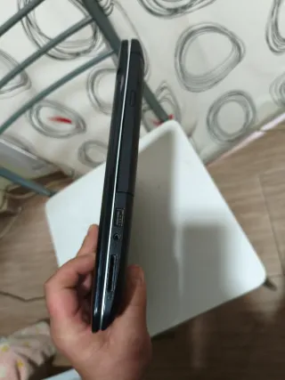 Portátil Asus i5 Plata y Negro