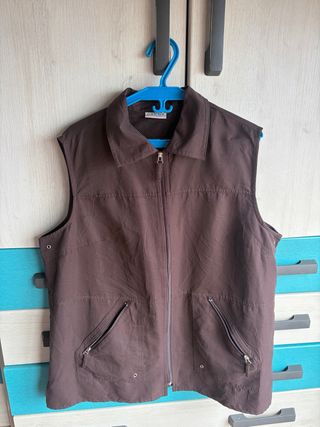 Chaleco C&A marrón sin talla