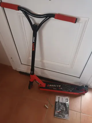 Patinete Bestial Wolf Rojo y Negro