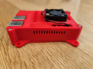 Raspberry Pi 3 con ventilador y carcasa