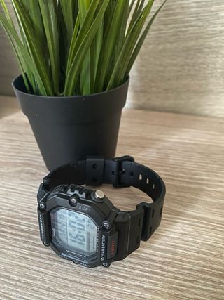 Reloj Casio AE-1600H Negro