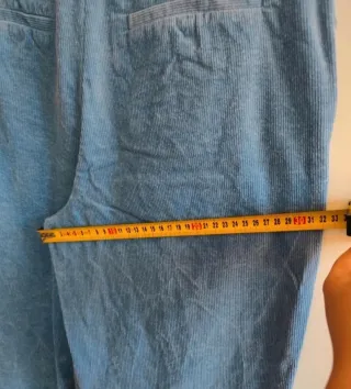 Pantalones de pana azul claro talla M