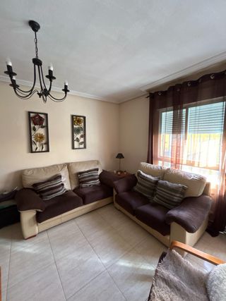 2 Sofás Beige y Marrón