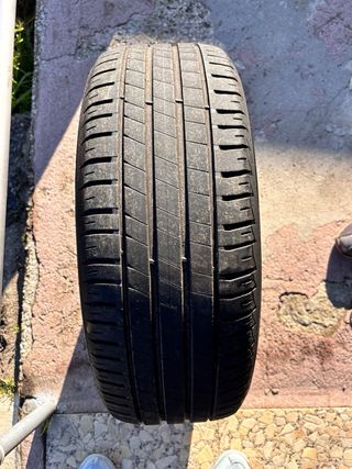 2 Neumáticos BFGoodrich 205/55R16.