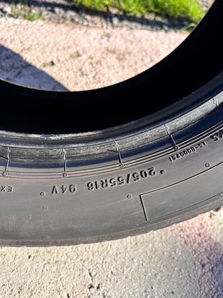 2 Neumáticos BFGoodrich 205/55R16.