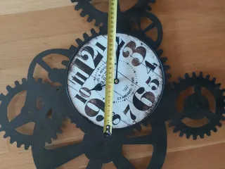 Reloj de pared decorativo con engranajes