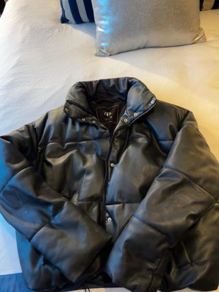Chaqueta Zara Piel Sintética Negra