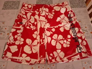 Costume da bagno Quiksilver per ragazzi rosso a fiori