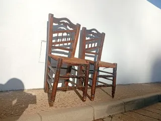Antiguas Sillas de Madera y Rattan