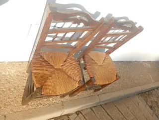 Antiguas Sillas de Madera y Rattan