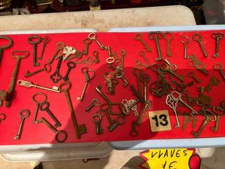 Set di chiavi antiche