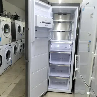 Congelatore Verticale Samsung