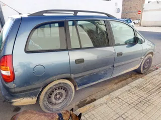 Opel Zafira 2001
