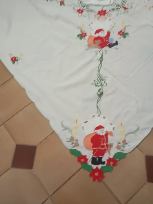 Manteleria Navida  Grande Santa Claus Flores borda
